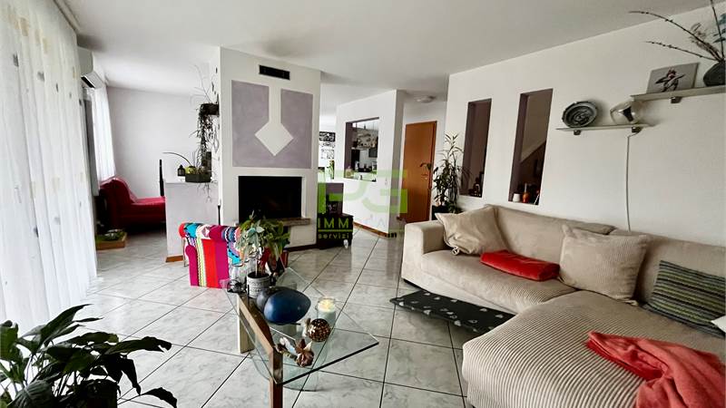 Grande casa unifamiliare a Monte Carasso
