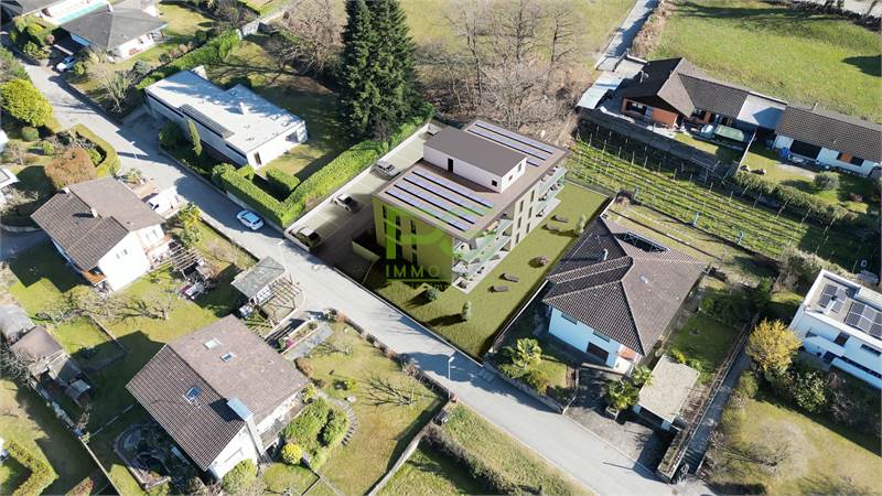 Spazioso attico 4.5 locali in costruzione 