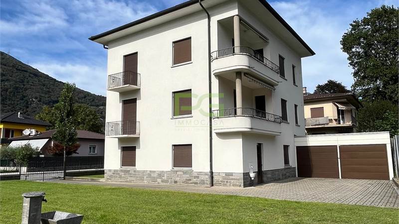 Casa plurifamiliare in zona strategica