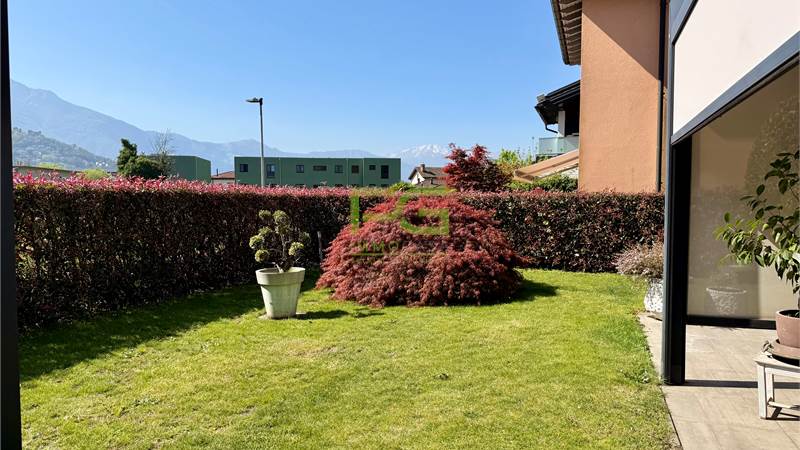 Splendida casa con giardino