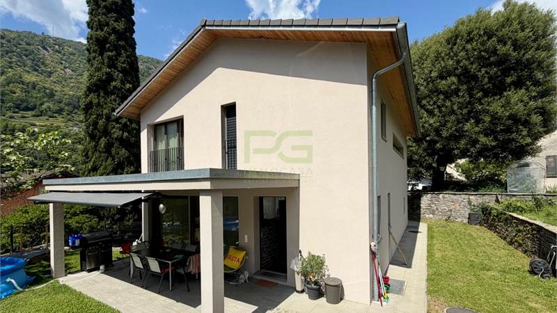 Moderna casa unifamiliare in vendita